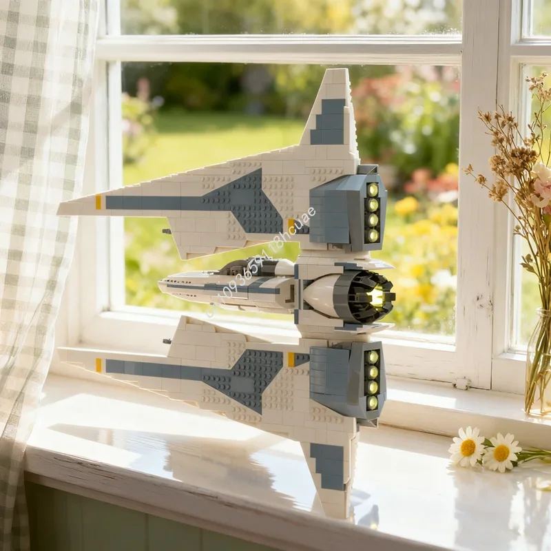 1202pcs MOC FANG FIGHTER Space Wars Model Building Blocks Architecture Assembly DIY Creative Idea Display Brick Gift Collection