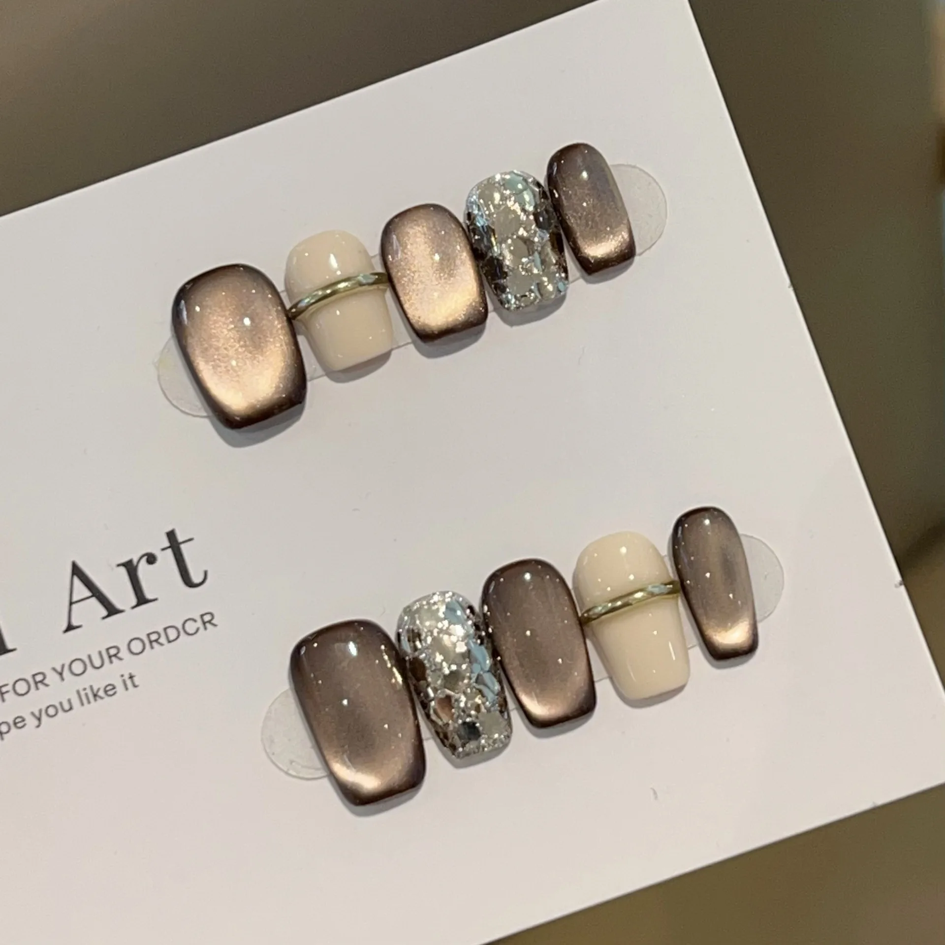 

10pcs Handmade Cat Eye Press on Nails Brown Milk Coffee Glitter Fake Nail for Women&Girl Short Square Detachable Wearable Nail