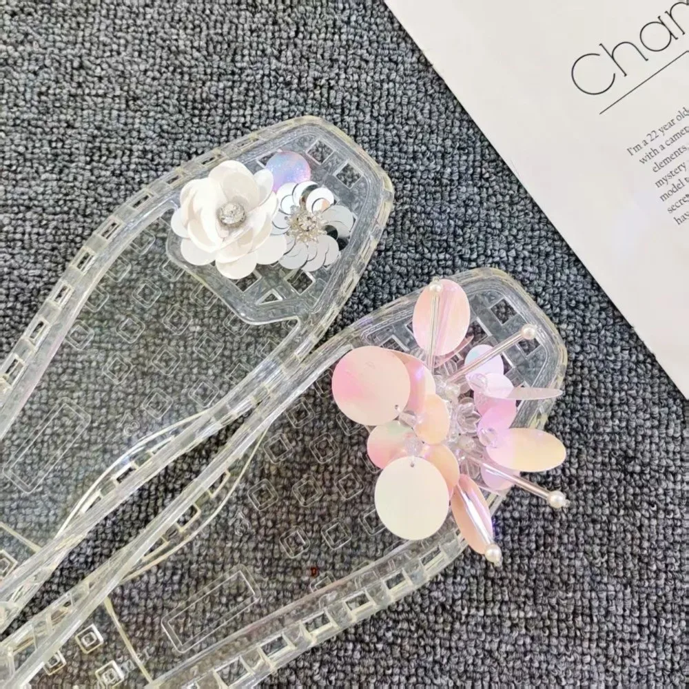 PVC Material Shoe Charms Seaweed Bead Transparent String Bead Chain Hole Design Detachable Shoe Buckle Summer Style
