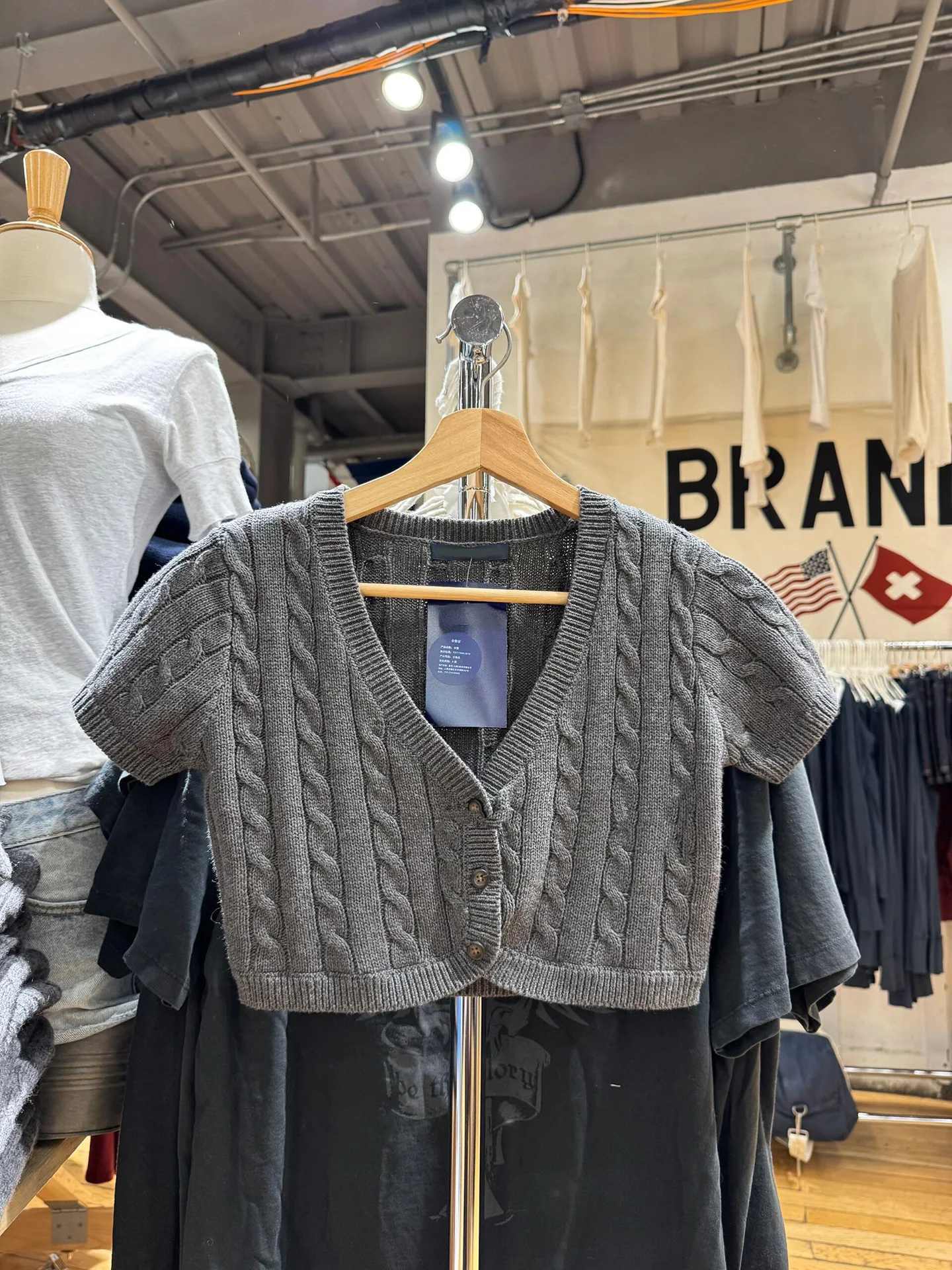 

Однотонный вязаный укороченный кардиган, женский однобортный укороченный кардиган с v-образным вырезом и цветочным принтом, осенний милый хлопковый трикотаж