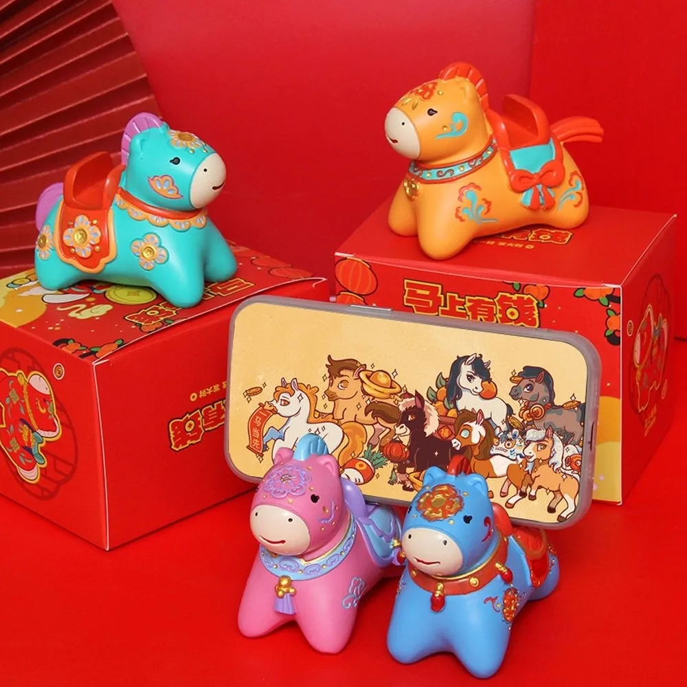 Талисман зодиакальная лошадь подставка для телефона орнамент фестиваль в китайском стиле декоративные 2026 держатель для украшений в виде лошади реалистичная статуя животного