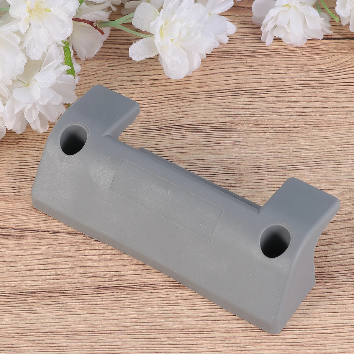 

1Pcs Wall Pipe Hook Plastic Durable Water Hose Rack for Car Wash Store Home Hanging Grey Gardening Bracket