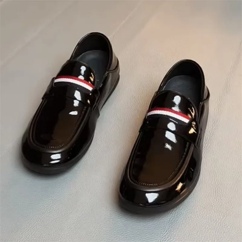 

Men's Loafers Luxury Patent Leather Shoes for Men Brand Designer Moccasins Fashion High Quality Men Dress Shoes Party Shoes New