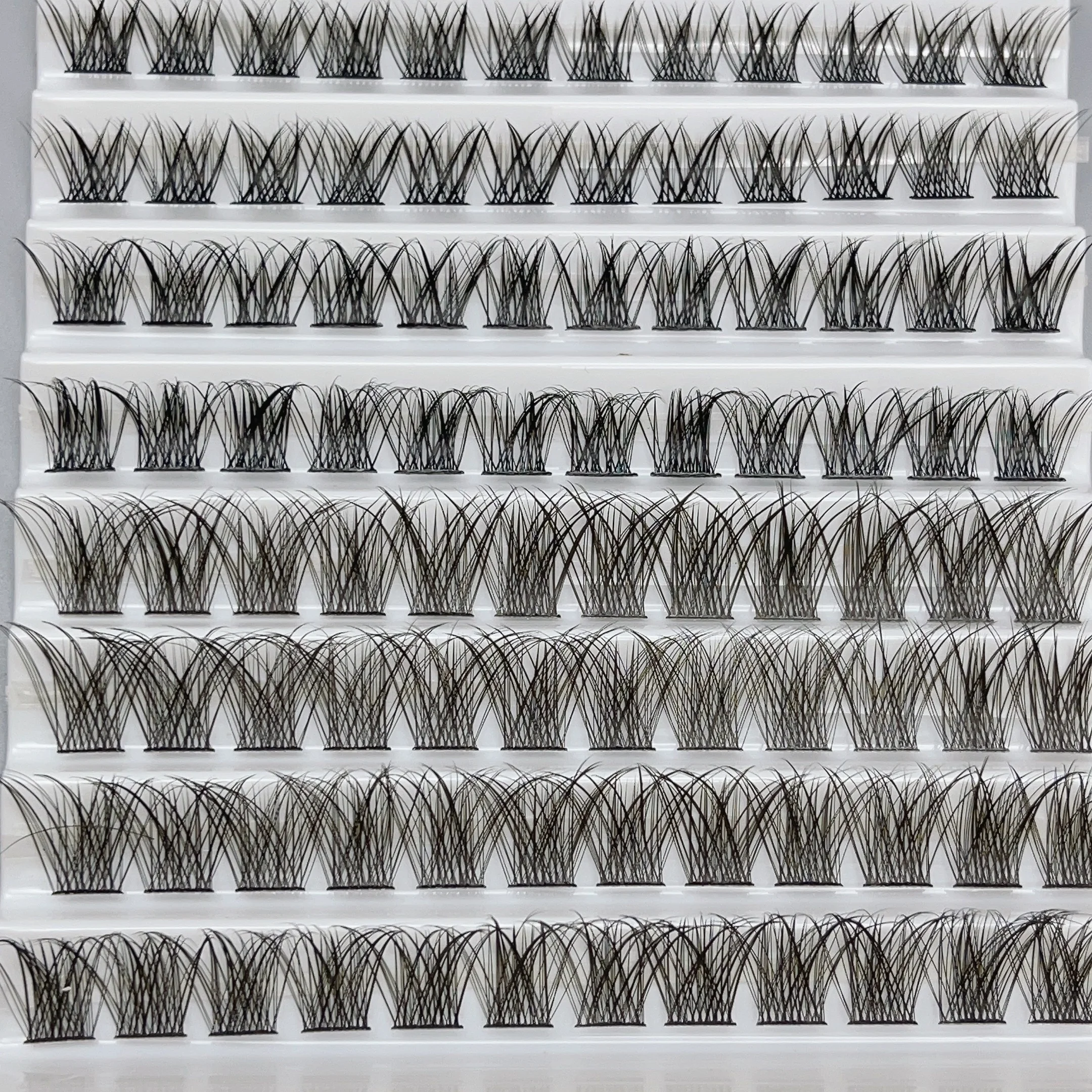 10 Rows  Individual Cluster Eyelash  -  Natural Eyelash Extensions 8-16MM Mixed Length D Curly Individual Eyelash Clusters -40D