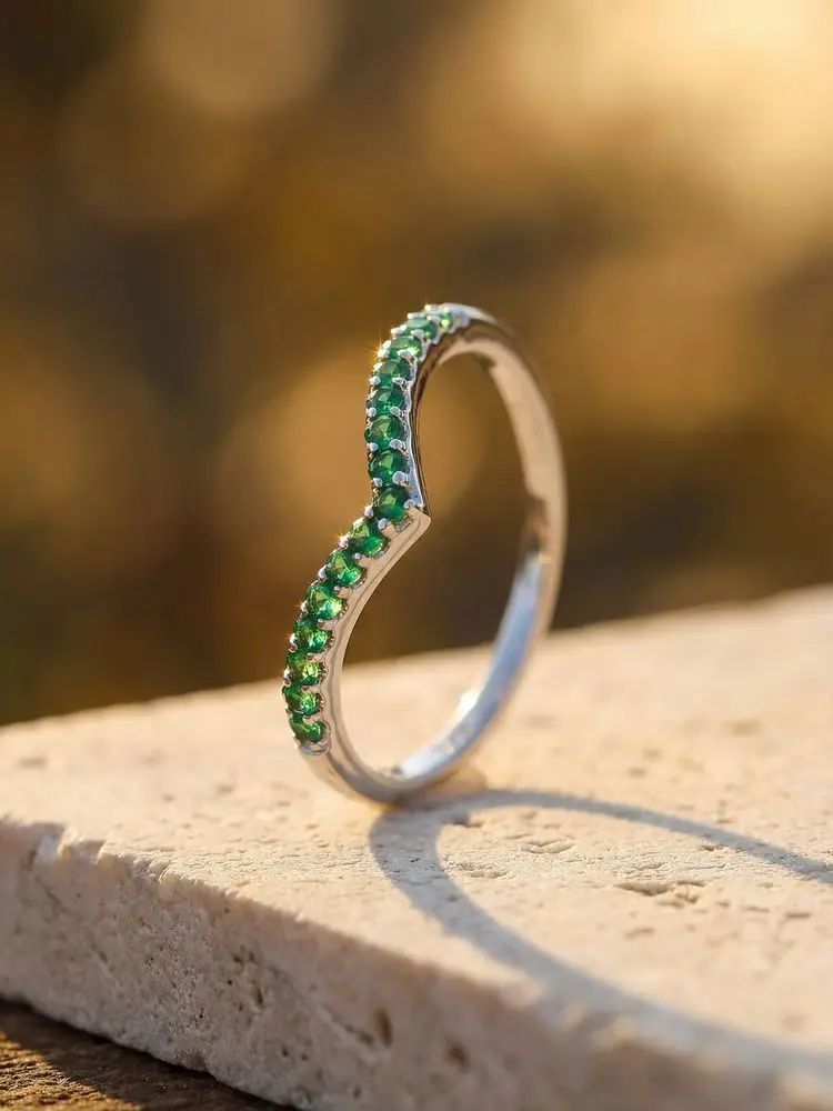 

925 Sterling Silver Shiny V-shaped zircon Ring For Women Anniversary Party Daily Wear High Quality Fashion Fine Jewelry