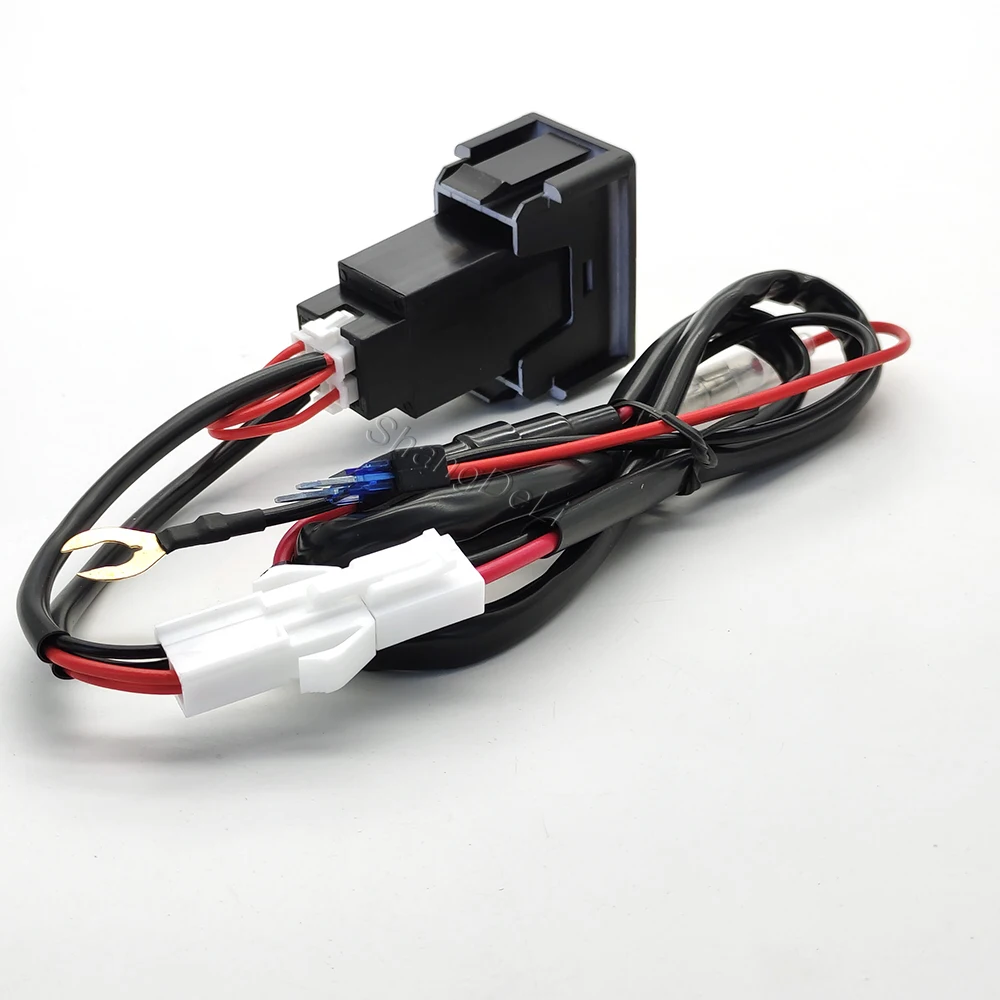 1 قطعة 12 فولت/24 فولت صالح لسوزوكي SX4 سويفت فيتارا جديد ألتو سياز سبلاش سيليريو سيارة شاحن مزدوج TYPE-C PD QC3.0 USB واجهة المقبس