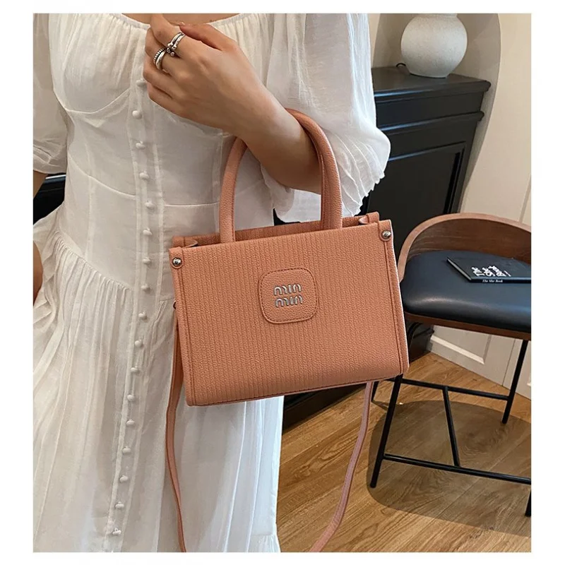 

Women's Handbag Made Of Linen Leather Featuring Elegant Rome Lasting Spacious Soft Commuter Refined Look​