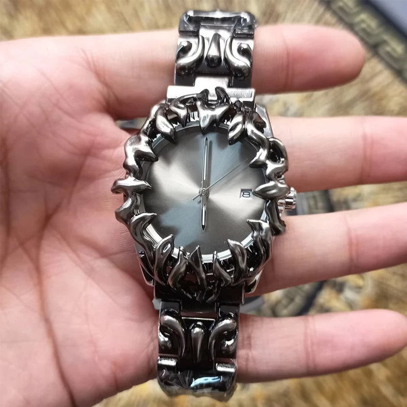 

Grey Medieval Old Style Watch Men Creative Design Steel Waterpoof High Quality Unique Style Fashion Quartz Wrist Watch For Men