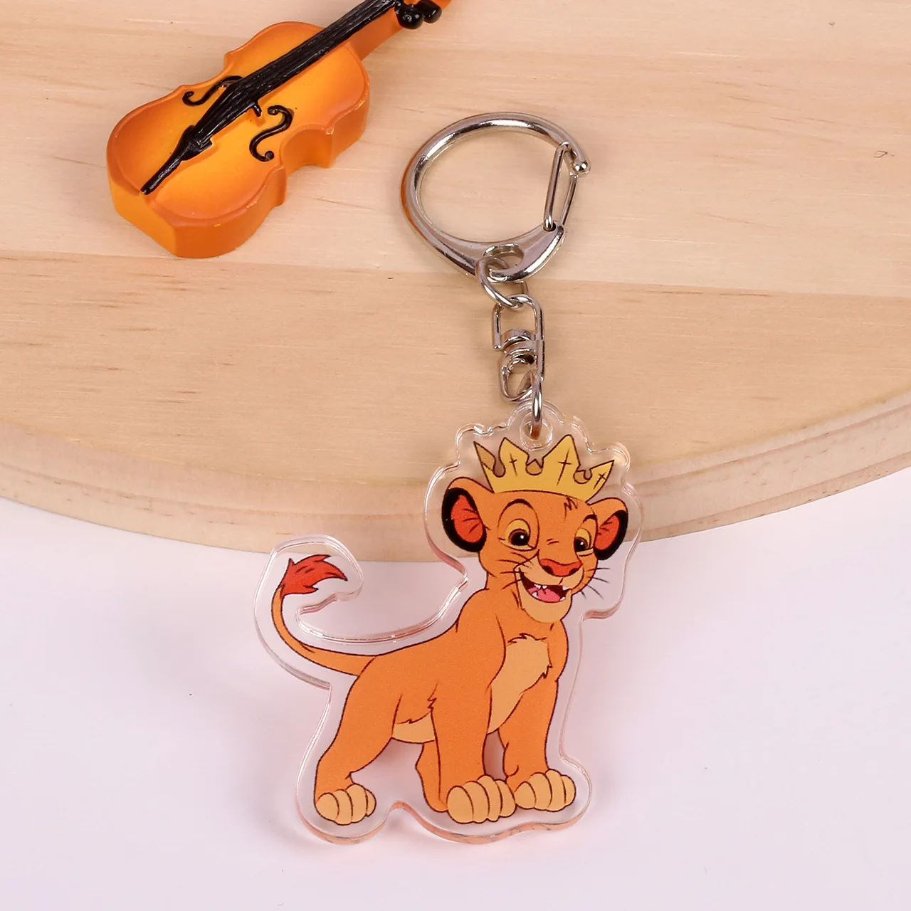 4 سلسلة مفاتيح عشوائية من سلسلة Disney Lion King ملحقات سلسلة مفاتيح حلوة لطيفة للحقائب والمفاتيح المطابقة لتزيين الأمتعة والمزيد