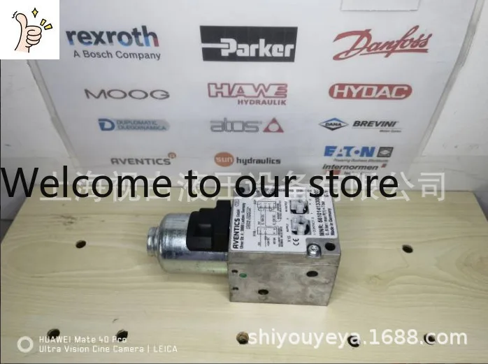 Aventics Pneumatic Directional Valve 5711100300 Original In Stock