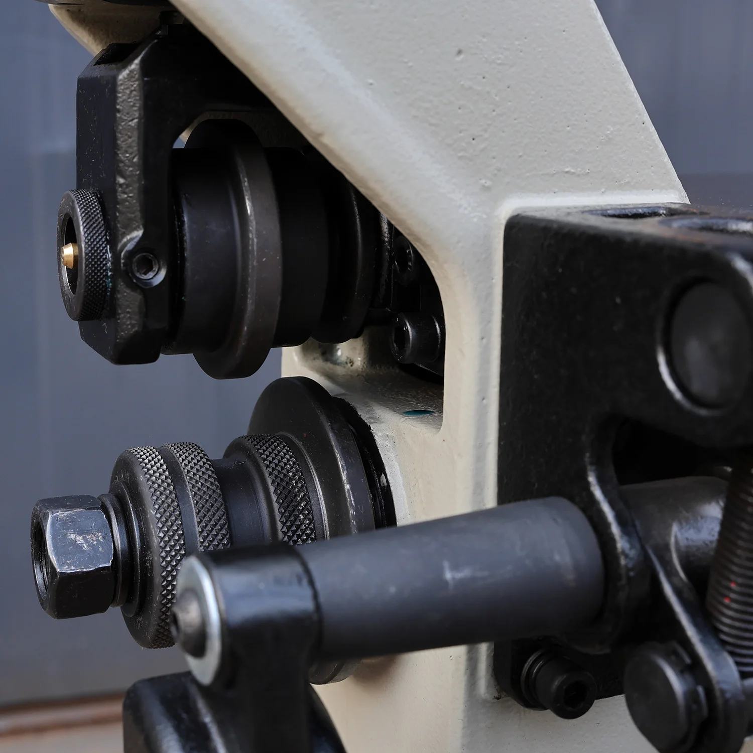 

Hot sale8" Grooving Machine Roll Groover