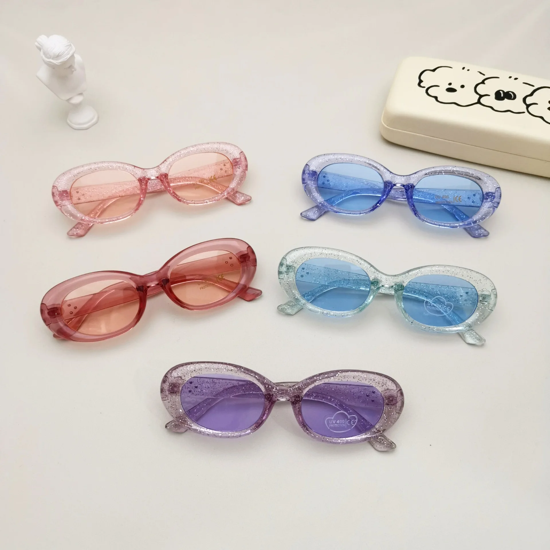 2026 Neuer Modetrend Retro Große Katzenaugen Glänzende Leuchtende Kinder-Sonnenbrille für Mädchen mit UV400-Schutz