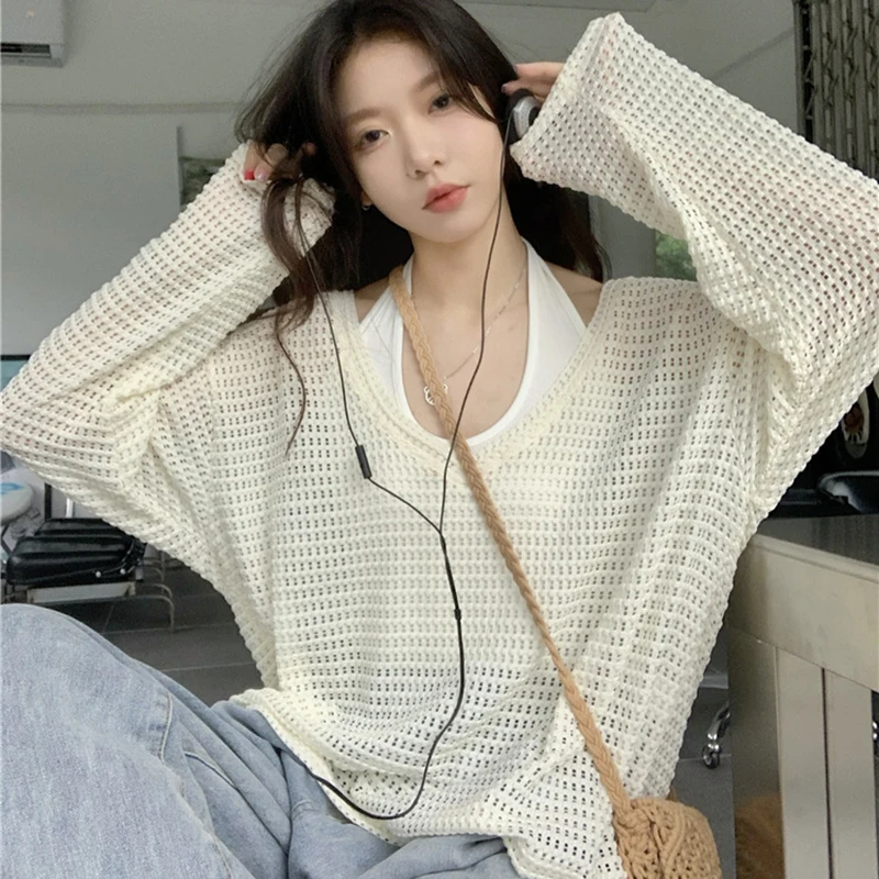 Korean Hollow Long Sleeve T Shirt Women Summer New Fashion Sexy Loose Tops Casual Hot Office Ladies V Neck T Shirt