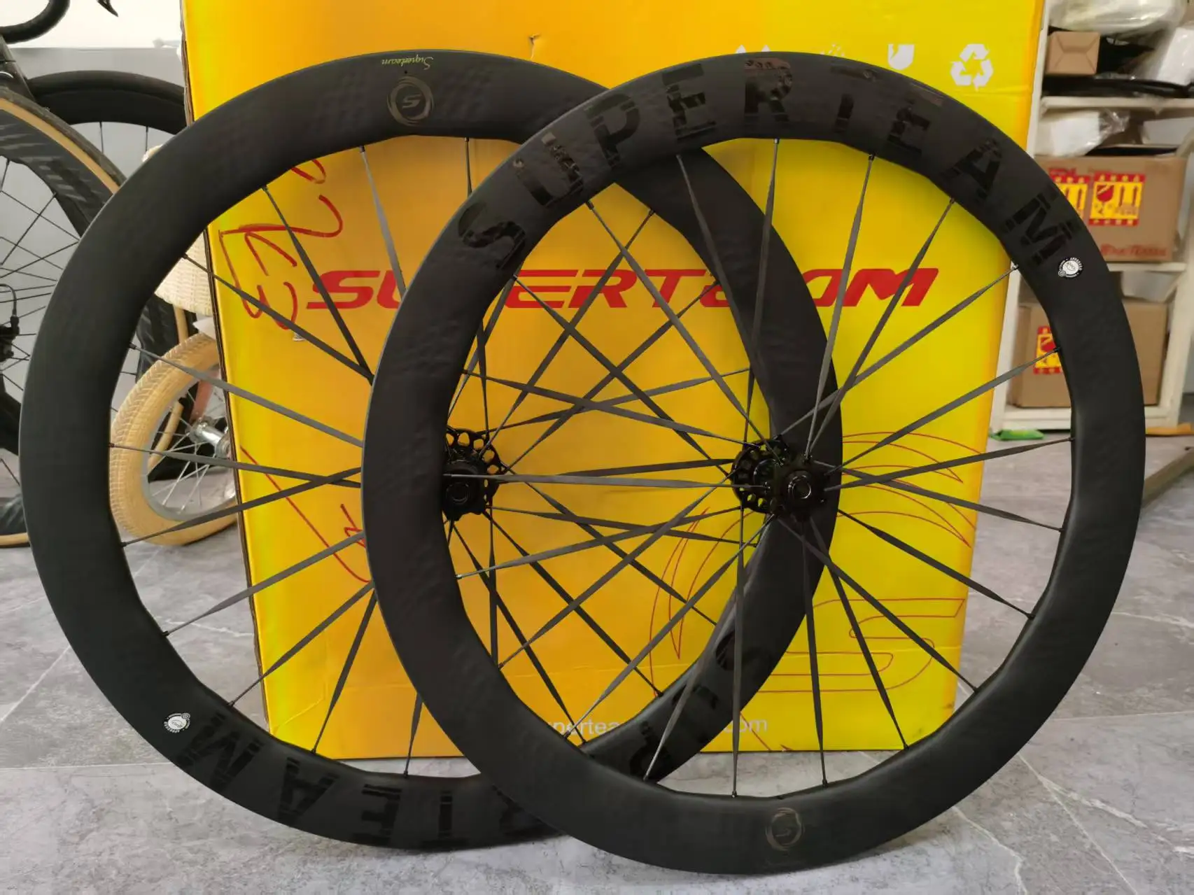 

SUPERTEAM Shark fin pro series WHEELS 700C Road Carbon Fiber Wheelset 50mm 58mm UCI Racing Wheels Disc Brake