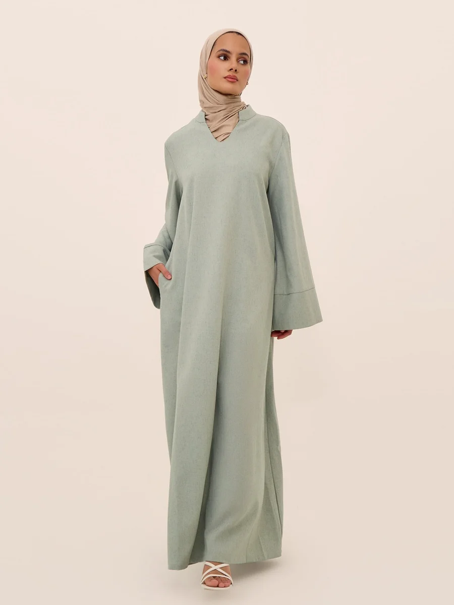 

Мусульманское женское Türkiye Dubai Abaya, свободное длинное платье с v-образным вырезом, скромный простой молитвенный кафтан, халат для Рамадана, женская исламская одежда