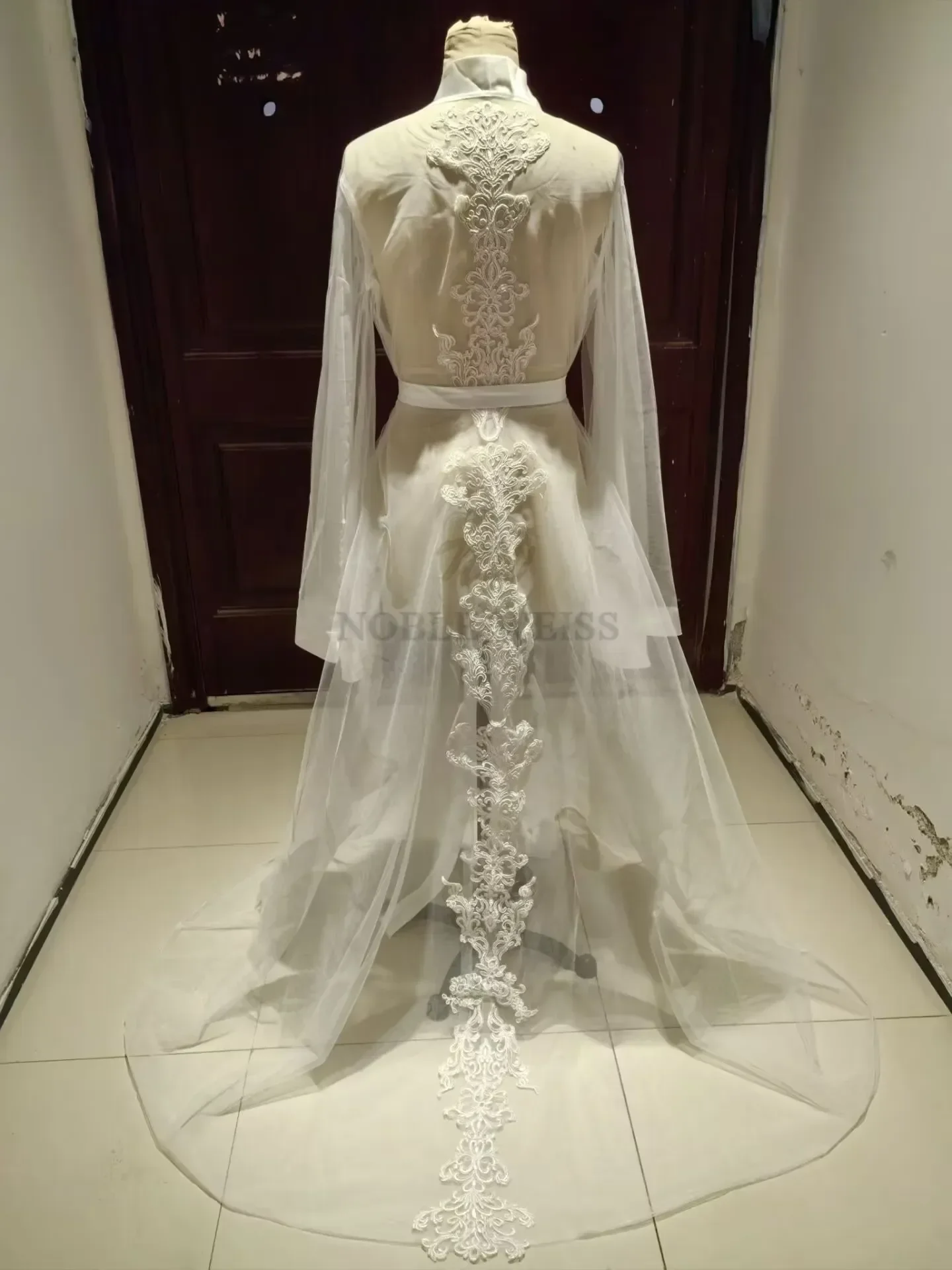 Apliques de manga longa jaqueta de casamento robe festa bolero capa de noiva elegante longo casaco de casamento vestido curto deslizamento personalizado