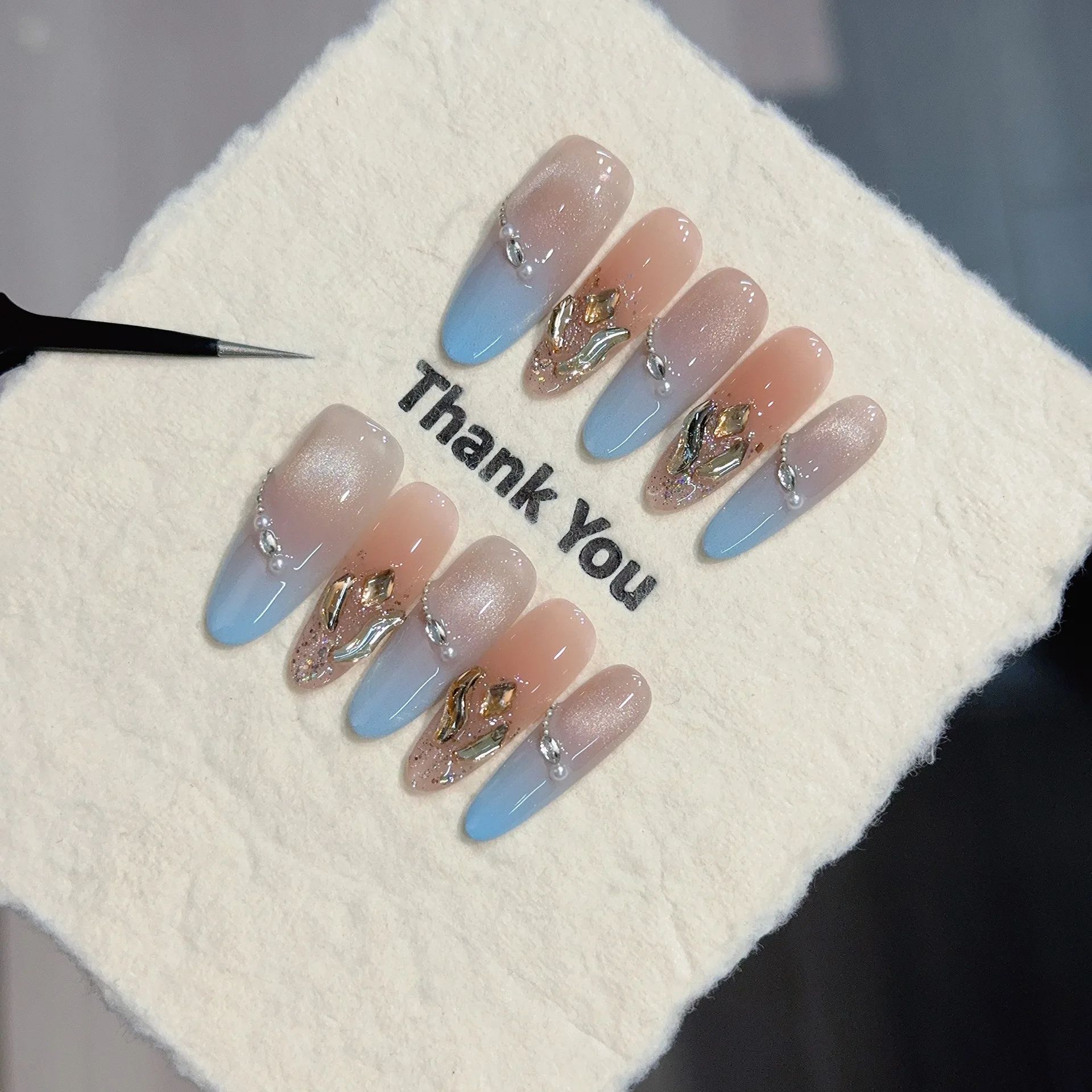 

10pcs Handmade Haze Blue Pink Gradient Fake Nails Rhinestone Shiny Press On Nails Art Cat Eye False Nails