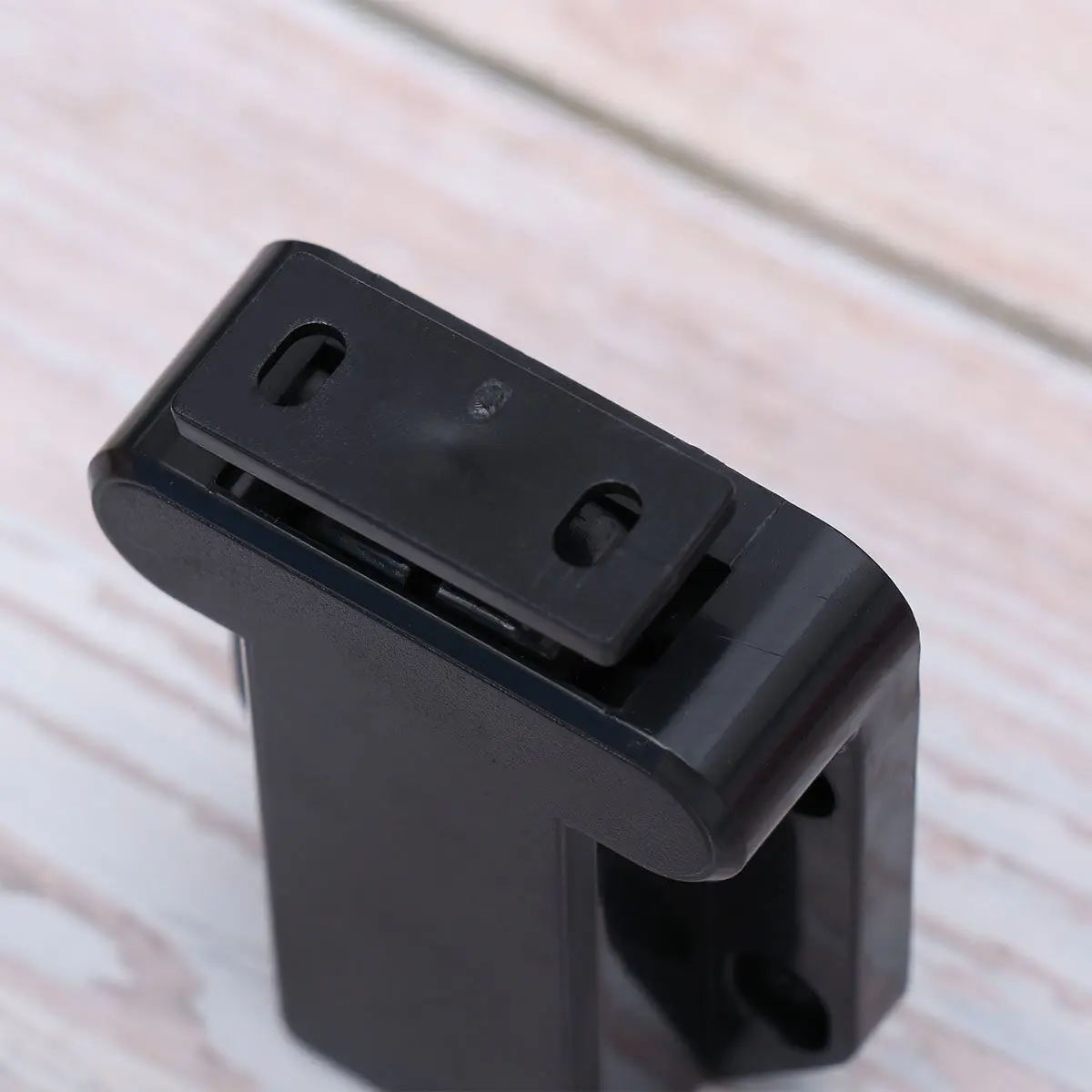 2Pcs Self-Locking Door Catch Press Latch Push to Open Close Cabinet Drawer Catch Cupboard Door Closer Wardrobe Stopper