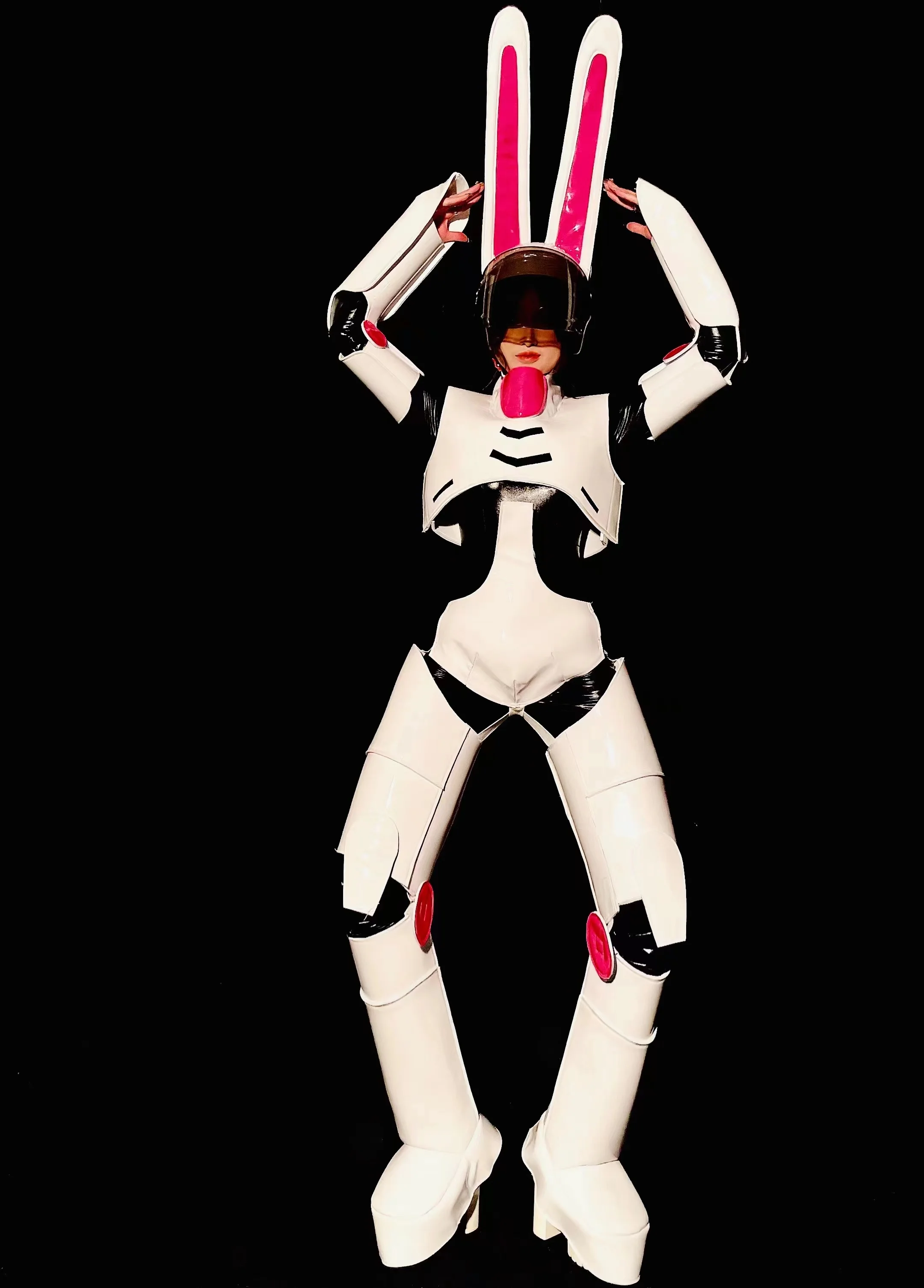 2025 technologia wyczucie królika zbroja Halloween ubrania typu Cosplay Gogo strój tancerza impreza w klubie nocnym Drag Queen kostium sceniczny yj281