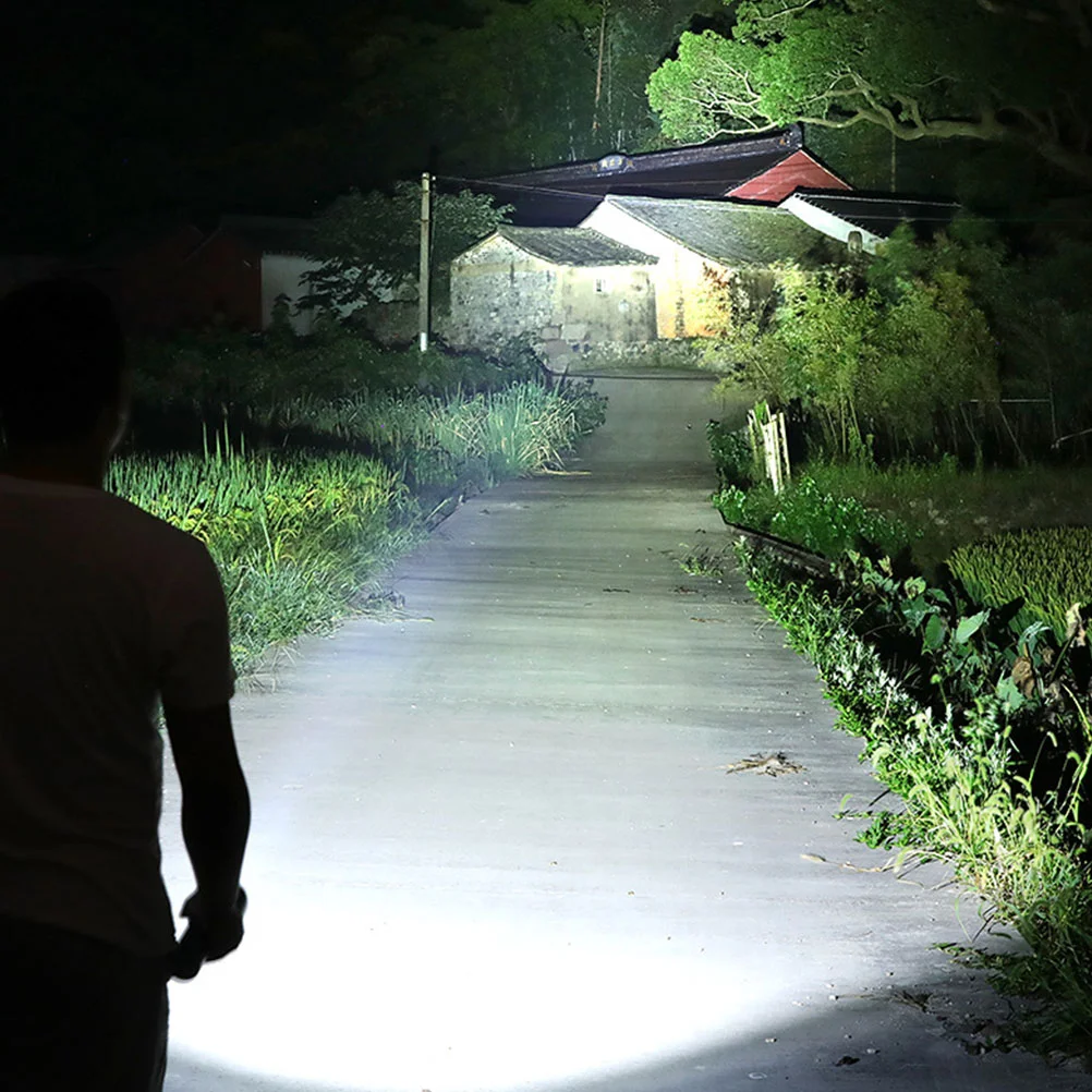 Linterna al aire libre Linternas USB Recargable Fladhlight Antorcha de Mano Plástico Práctico