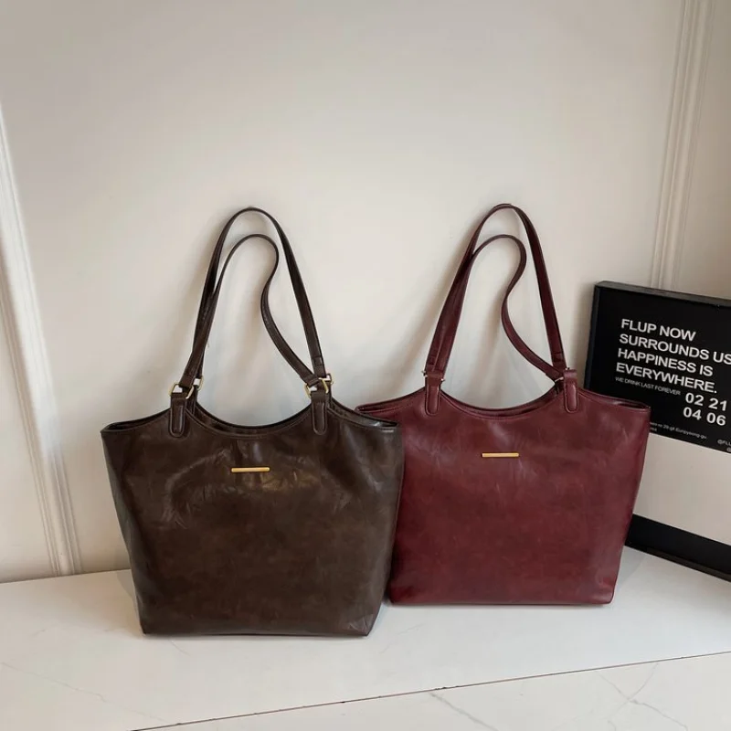 

Waterproof Canvas Crossbody Bag Women Magnetic Buckle Landscape Embroidery Adjustable Strap Durable Travel Essential Travel Bag​