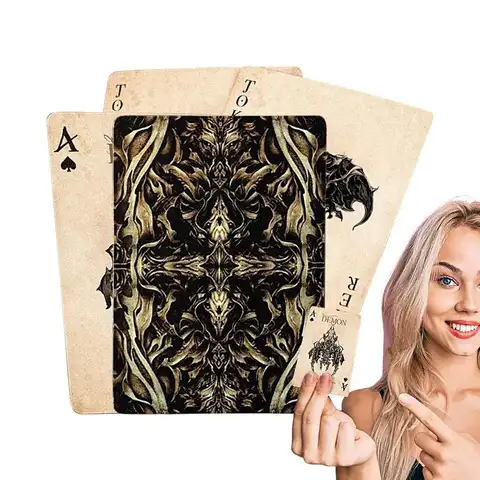 Mazzo di gioco da poker vintage Squisito occhio del diavolo Carte da gioco divertenti Modello trasparente unico Gioco da tavolo di intrattenimento per riunioni di famiglia
