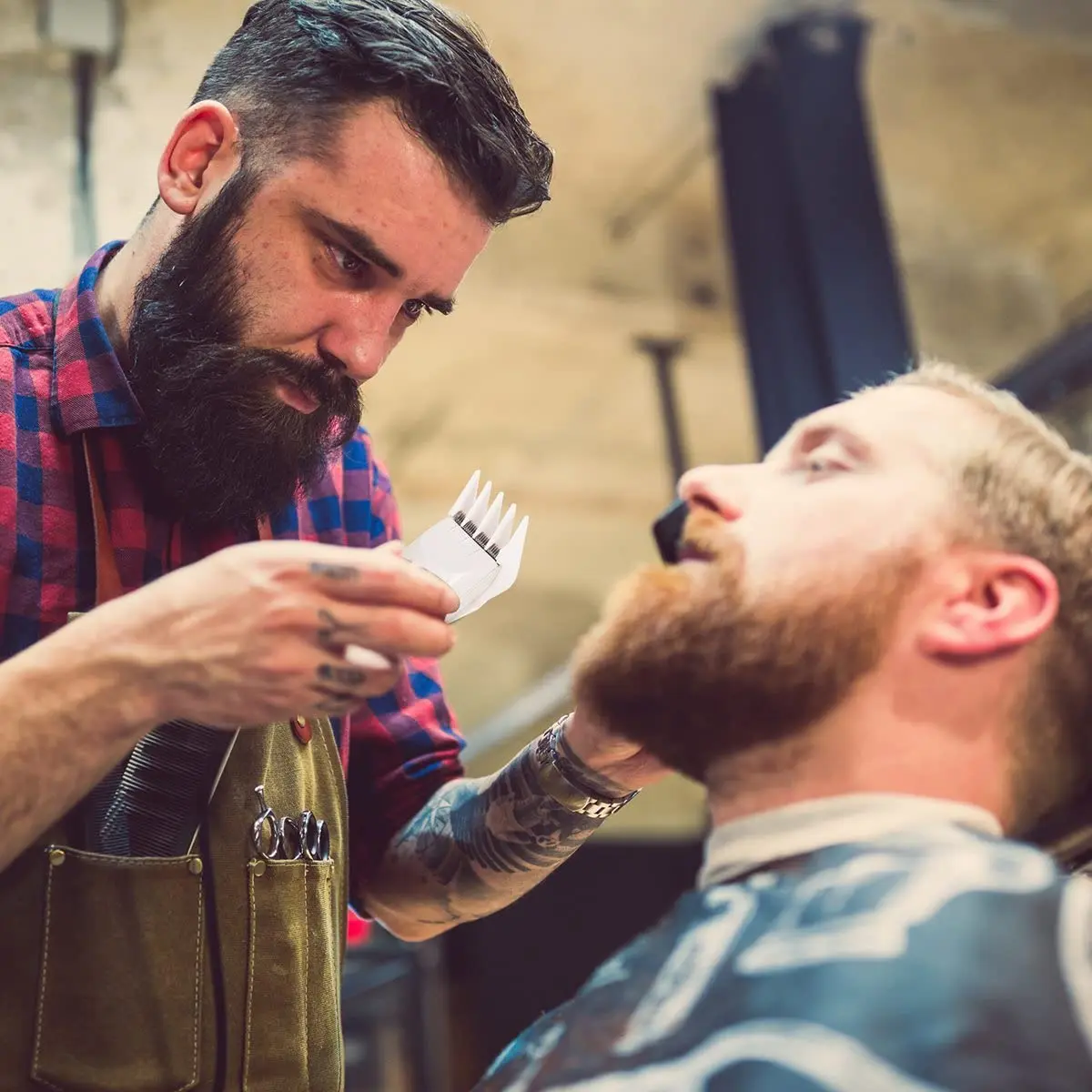 مجموعة من 4 قطع من أدلة تشذيب الفول السوداني مناسبة لأدوات تشذيب الفول السوداني الاحترافية Wahl 8685، 8655، 8035، 8685-1401 8663