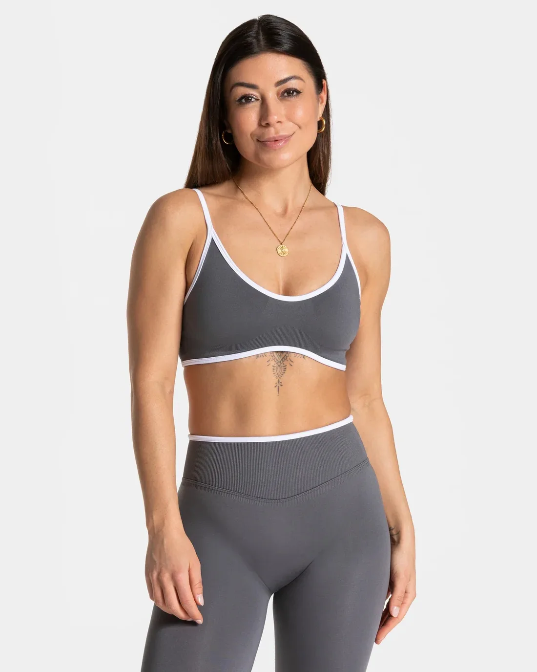 Nahtloser Damen-Sport-BH mit Farbblockdesign, Outdoor-Fitness-Kurztop, sexy rückenfreier Strick-BH mit Brustpolster und Trägern für den Sommer – Detail 18