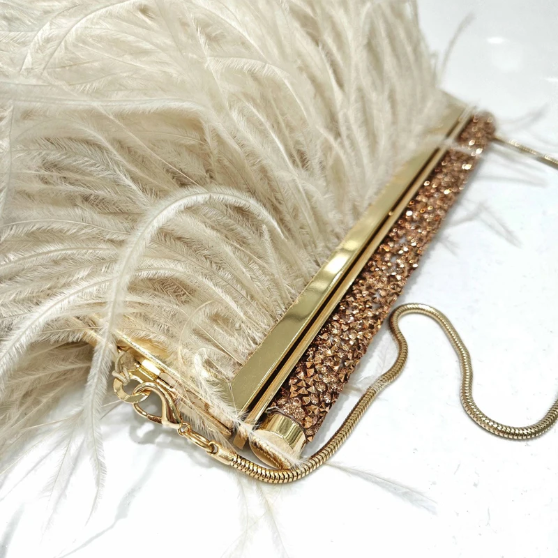 Bolsos de noche de moda con marco de metal para mujer bolsos y carteras de diseñador de lujo novedad 2026 bolso de hombro con cadena pequeña y decoración de plumas de avestruz alta calidad envío gratis
