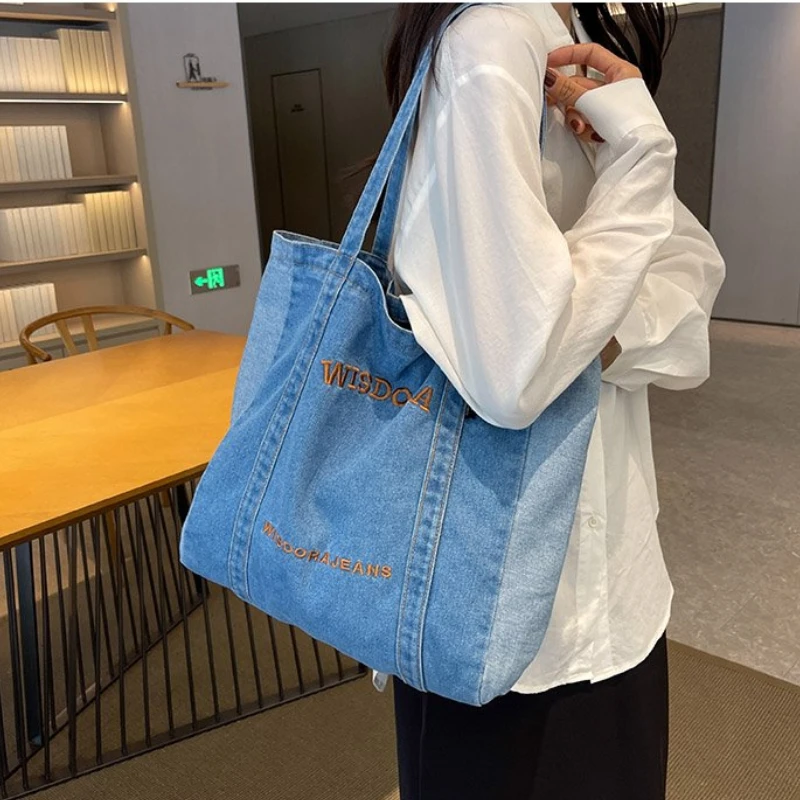 Bolsa jeans de grande capacidade feminina, atmosfera de tendência, bolsa de compras leve versátil, moda mais vendida, 2024