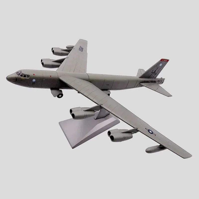 2024 New 1/200 Scale B52 Stratofortress B-52 Bomber Diecast Metal Military Plane Aircraft Airplane Model Toy Display Collections