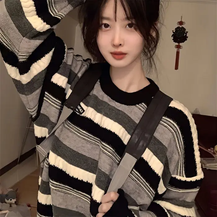 2025 Nuevo en prendas de punto, ropa de mujer, tops Y2K, ropa de calle de suéter para mujer, ropa femenina para hombre, ropa femenina superior