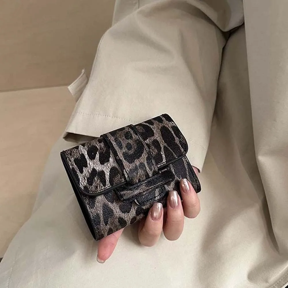 Portafoglio versatile portatile con stampa leopardata Texture Porta carte multiple Borsa quadrata corta Mini borsa classica per carte in PU da donna