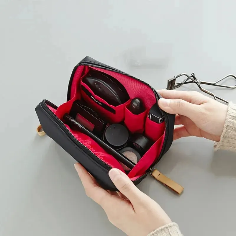 

2026New Korean Style Solid Color Cosmetic Bag Women Waterproof Toiletry Bag Luxury Makeup Organizer Pouch