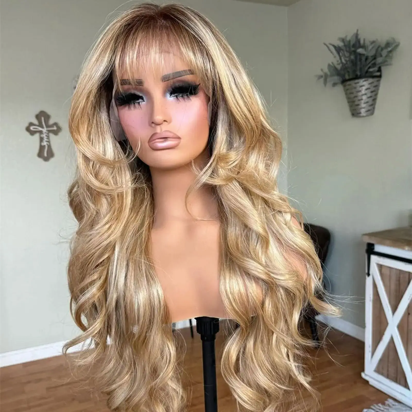 

Свободные волны Длинные синтетические кружевные верхние парики Ombre Светло-русый Реалистичный вид Парик из натуральных волос Полные корни с челкой Ежедневно