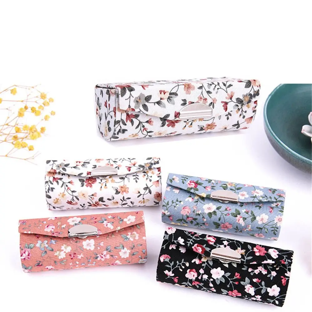 High Quality Flower Designs Lipstick Case Retro Embroidered Makeup Storage with Mini Mirror Women Beauty Lip Gloss Box