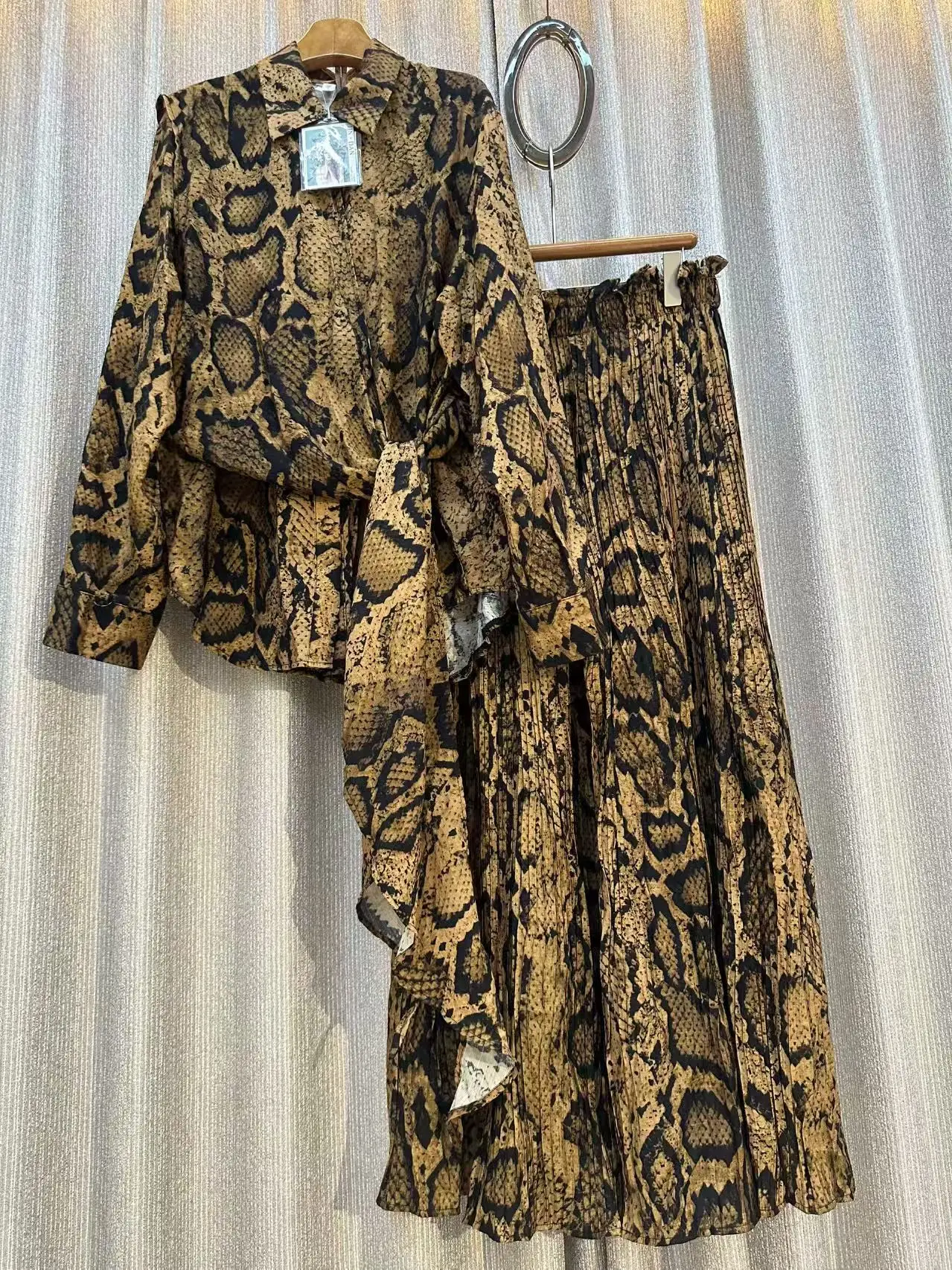 

Fashion For Women Pajamas Set European American Retro Loose Irregular Print Shirt Two-piece High Waist Wide Leg Pants Home Suit