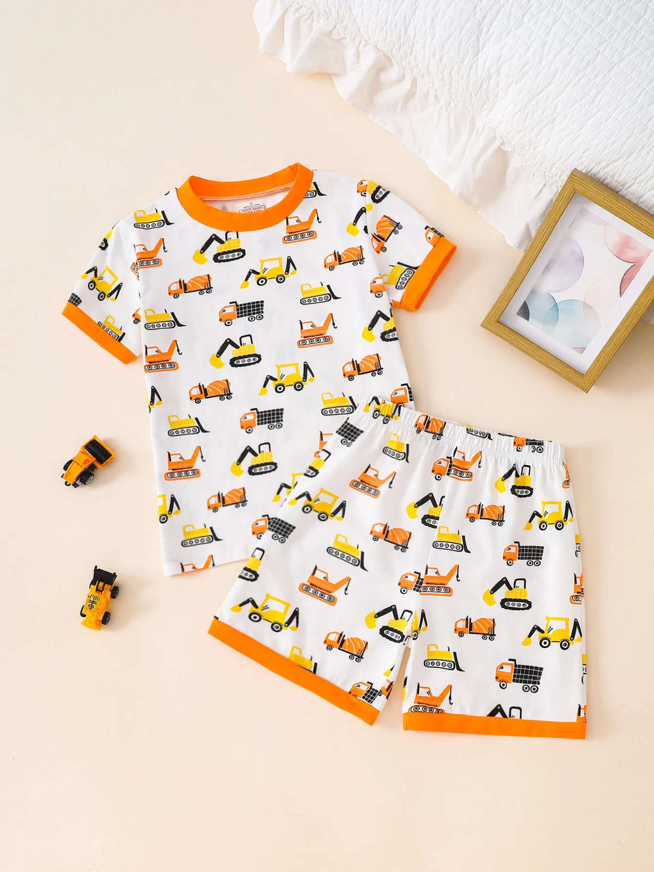 Kids Boys Engineering Vehicle Print 2 Pieces Pajama Set Soft Cotton Short Sleeve Home Wear Little Boy Nightwear