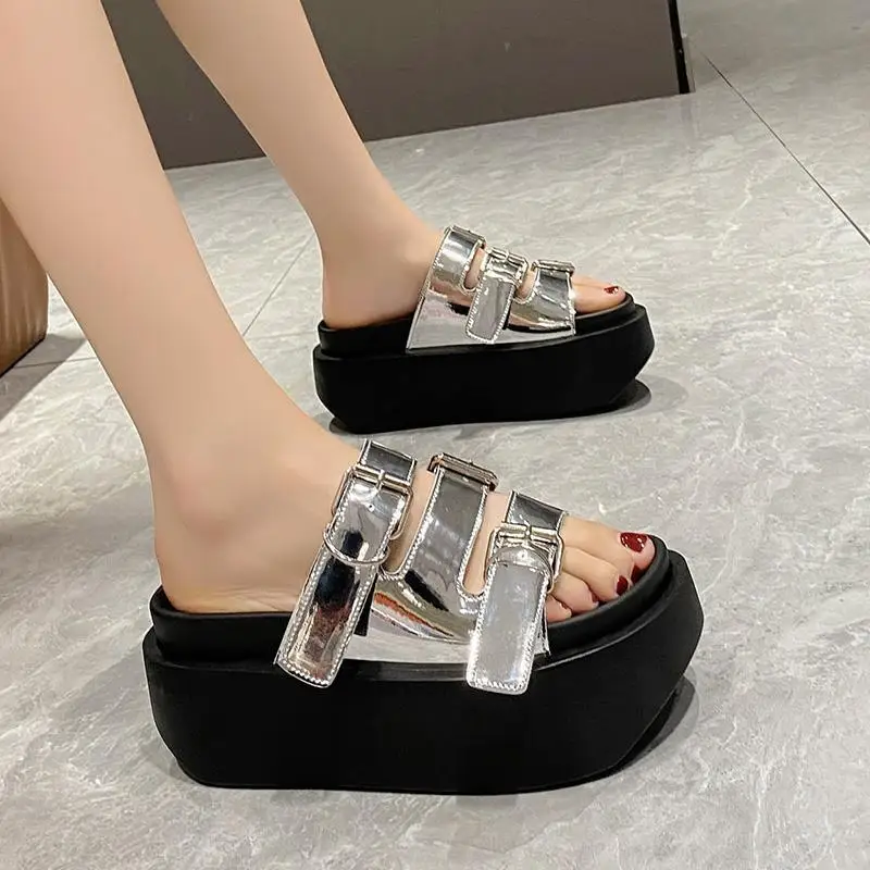 

Women's Metallic Three Buckle Strap Chunky Platform Slide Sandals Slip on Non Slip Trendy Summer Daily Outdoor Footwear Drop