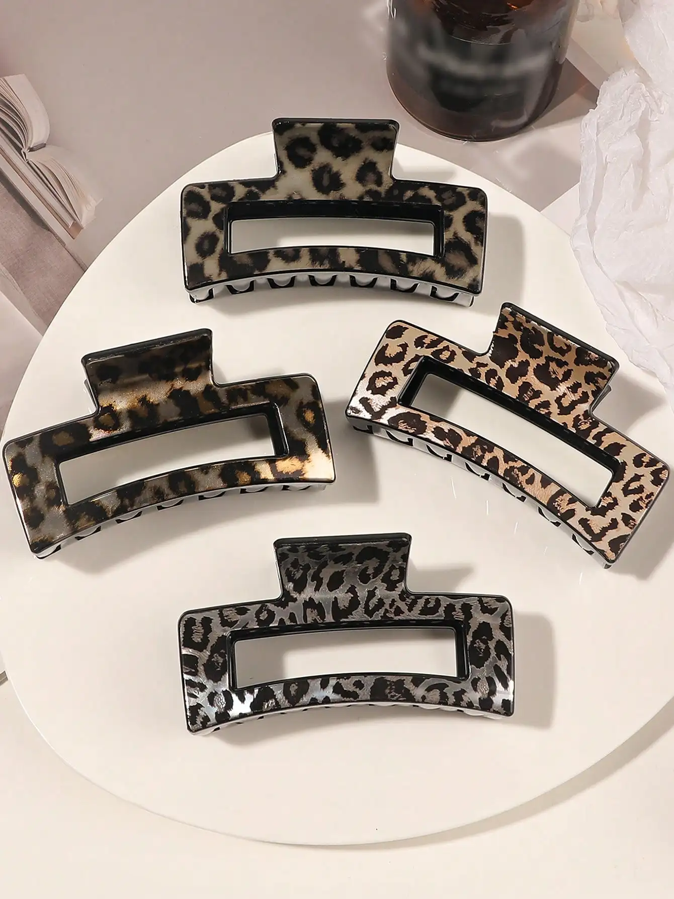 4 Stück Leoparden-Haarklammern für Frauen und Mädchen, Haarklammern, modischer Haarschmuck, Hai-Clip für dünnes, dickes Haar – Detail 1