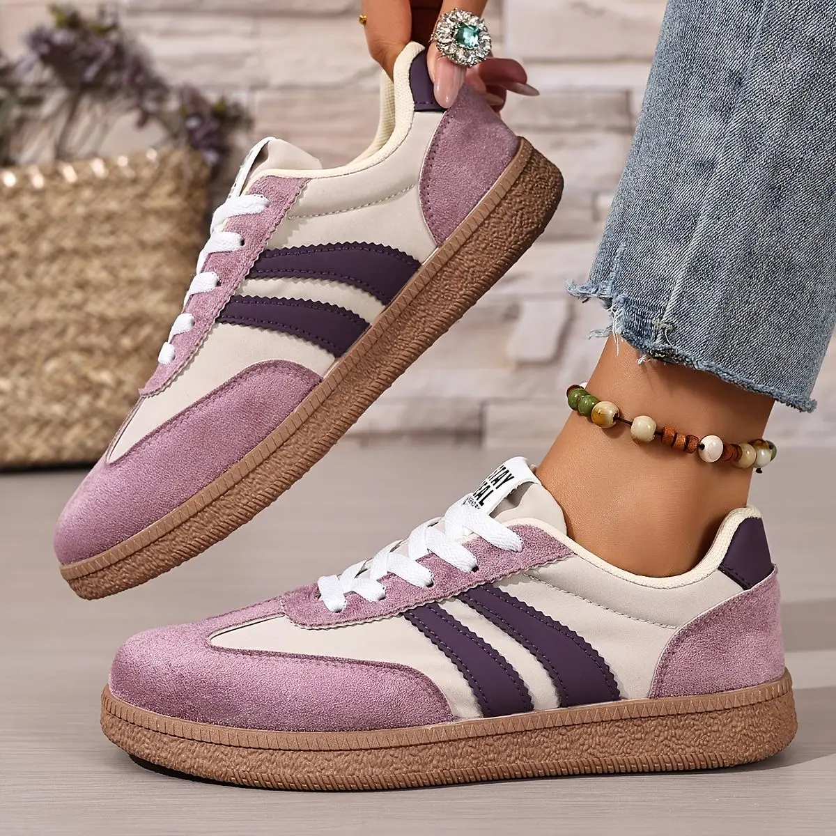

Women Fashion Striped Lace Up Sports Shoes Fashion Striped Lace Up Breathable Comfortable Casual Sports Shoes