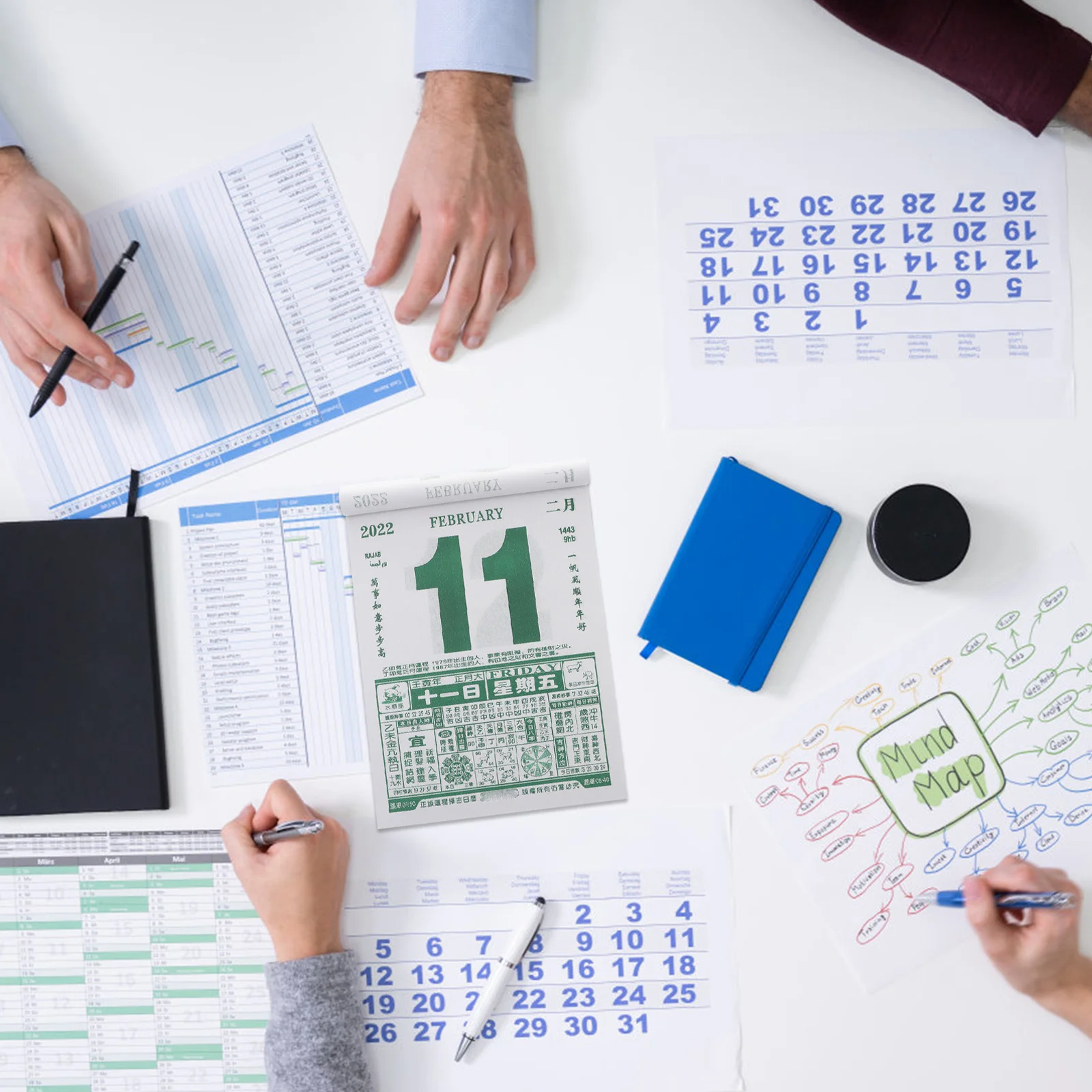 

2 Pcs Hand Torn Old Almanac Calendar Wall Calendars Chinese Household Style Paper Shredded Office