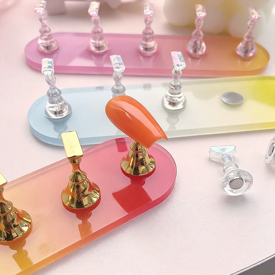 Magnetic Gradient Aurora Nail Tip Holder, Long Oval Acrylic Nail Practice Stand for Press‑on Nails Display Manicure