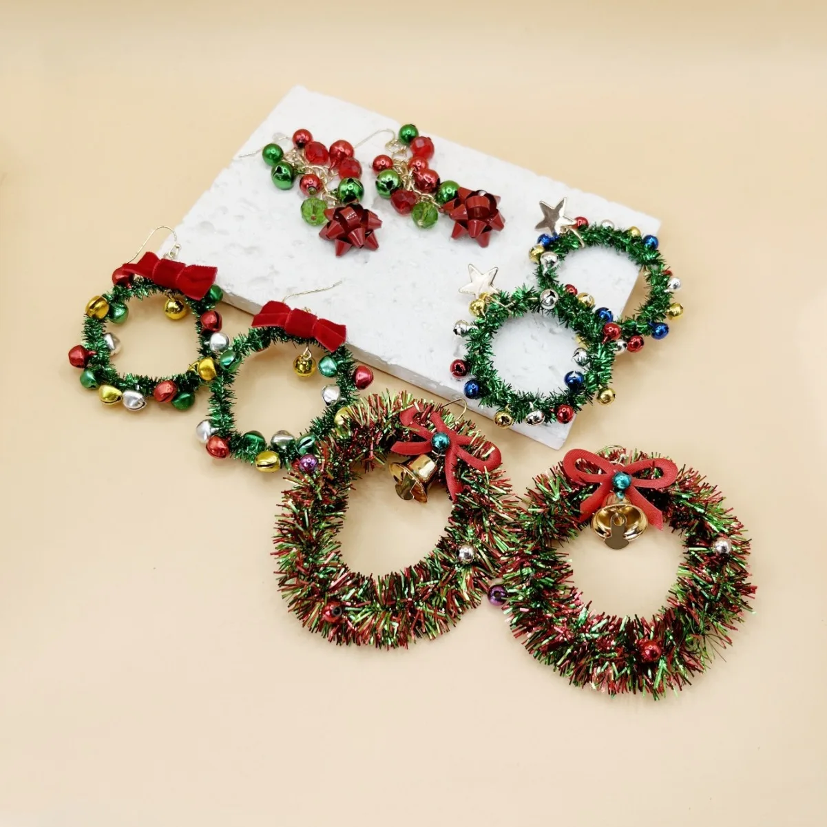 

Christmas Day Colorful Christmas Earrings Women's Bells Flower Wreath Decoration Earrings