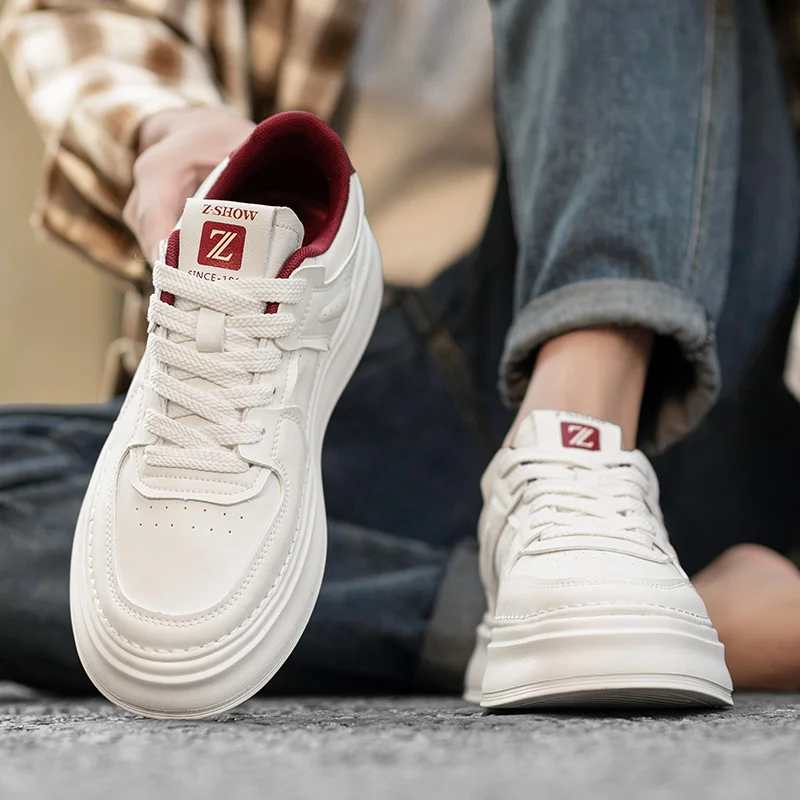 Новые мужские осенние белые кроссовки 2025 года — дышащая повседневная обувь, стиль для пар, модные и бестселлеры