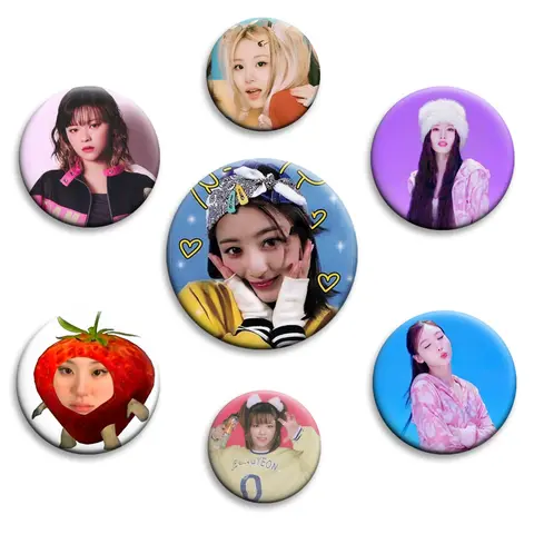 50/58mm Twice Lovely Brooch Soft Button Pins Sana Jihyo Mina Dahyun Chaeyoung Nayeon Jeongyeon Momo Badge Bag Decor Fans Gifts