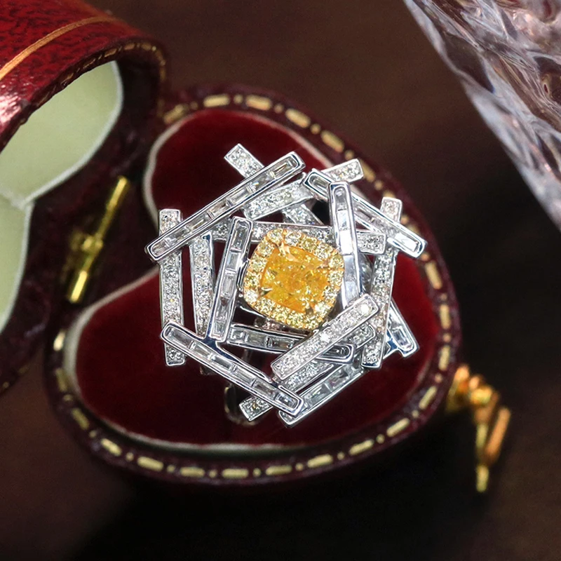 LUOWEND 100% 18K White Gold Rings Luxury Elegant Design Real Natural Yellow Diamond Cocktail Ring for Women High Party Jewelry