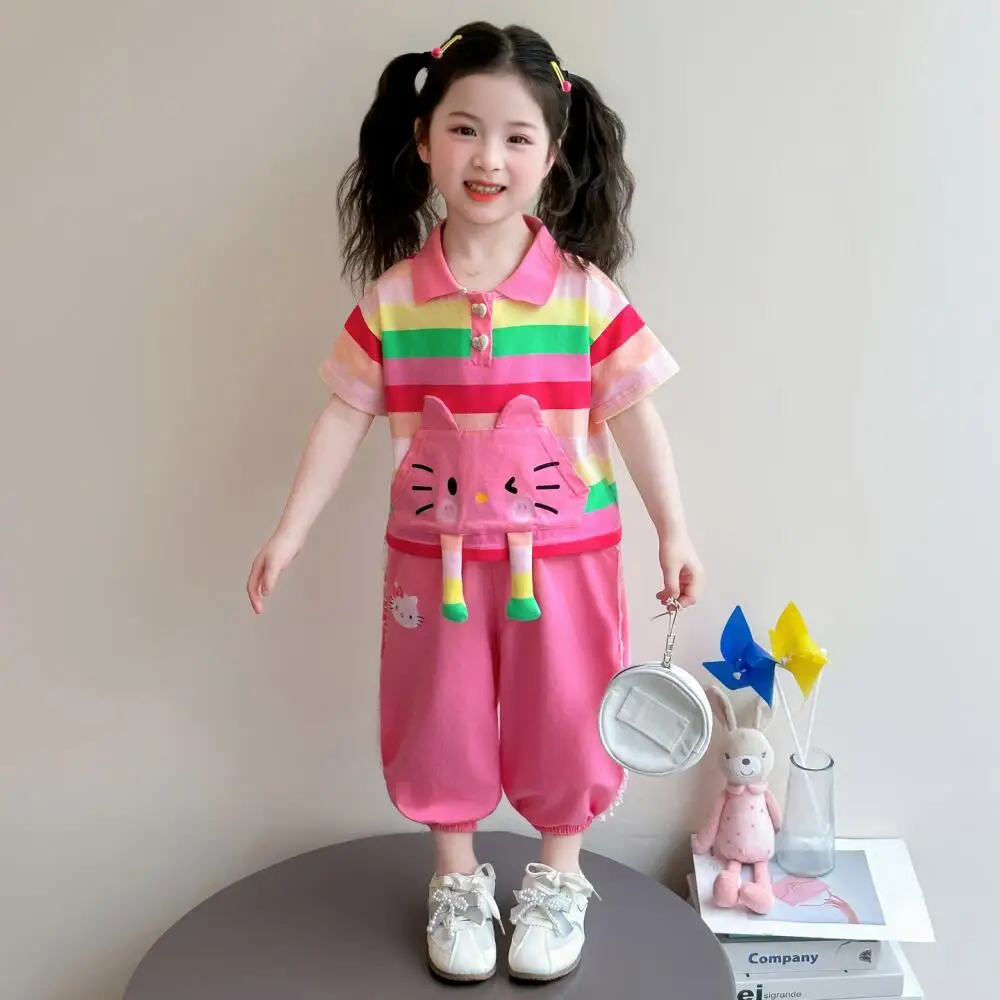 

Костюм Sanrio Hello Kitty для девочек с героями мультфильмов, лето 2026, детская летняя одежда с воротником-поло и короткими рукавами, повседневный спортивный комплект из 2 предметов для малышей