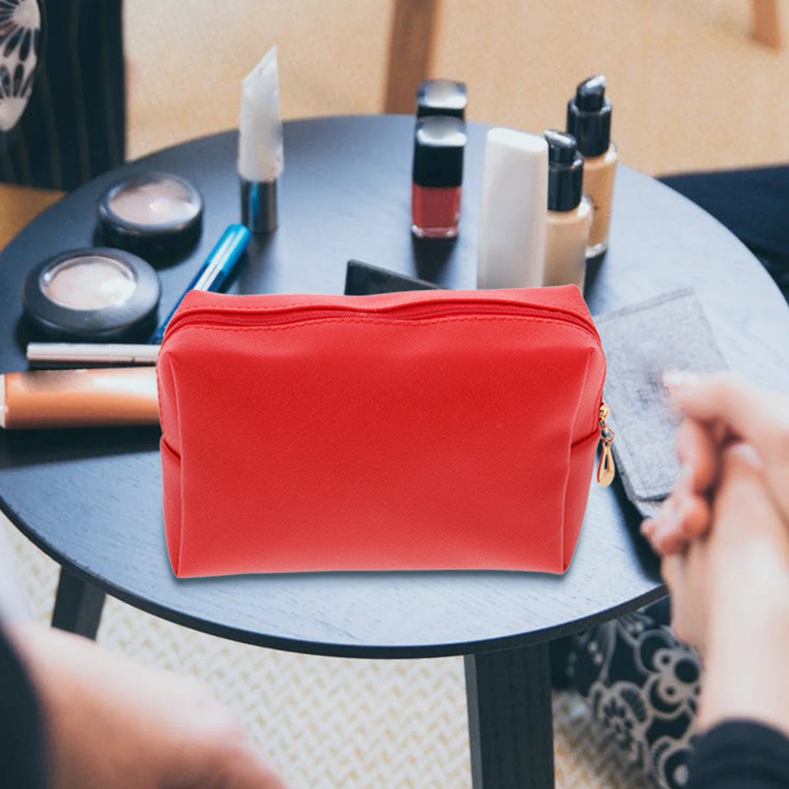 

Lipstick Storage Travel Makeup Pouch Red Cosmetics Toiletry Bag Fashion Portable Makeup Bag Brush Organizer