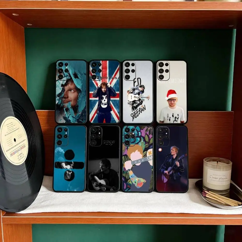 Singer E-Ed Sheeran…